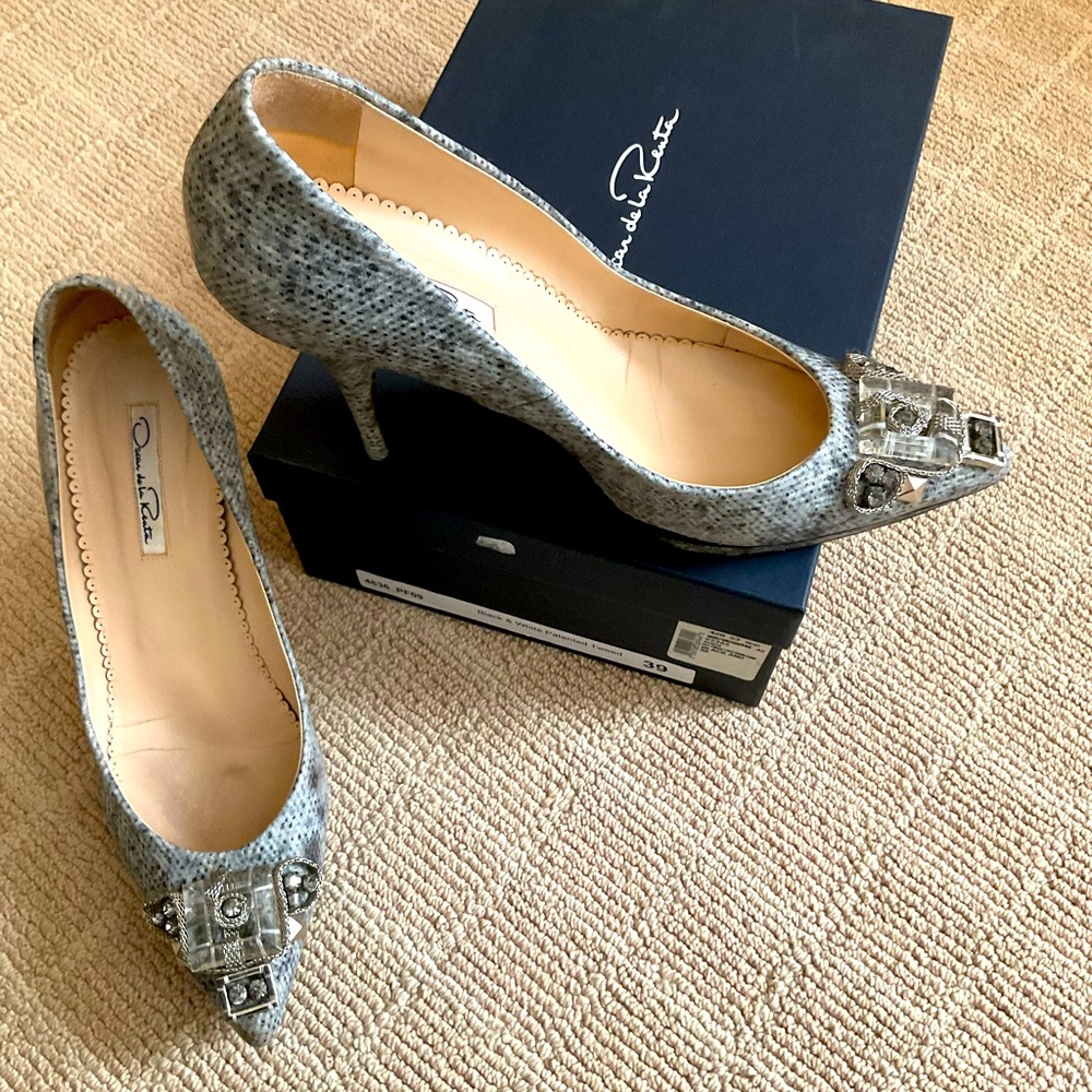 Oscar De la Renta pumps, 9